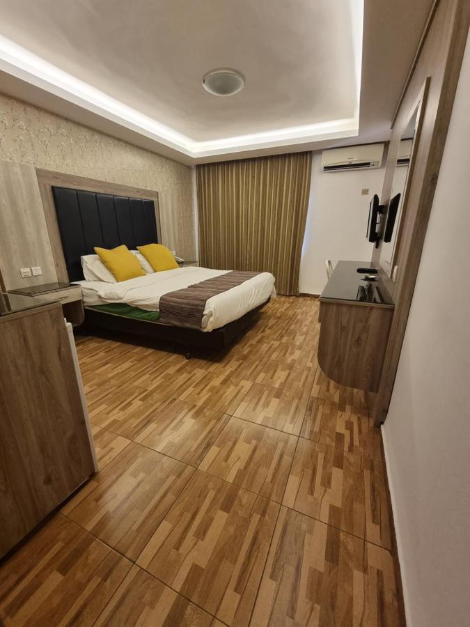 Shweiki International Hotel Akaba Kültér fotó